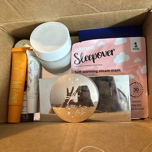 Makeup/ skin care bundle
